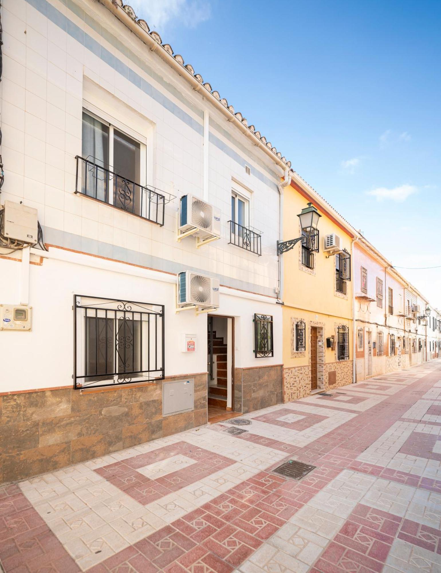 Apartment Casa Santa Herminia Con Bbq Y Piscina Cerca Hospitales Y Centro Granada