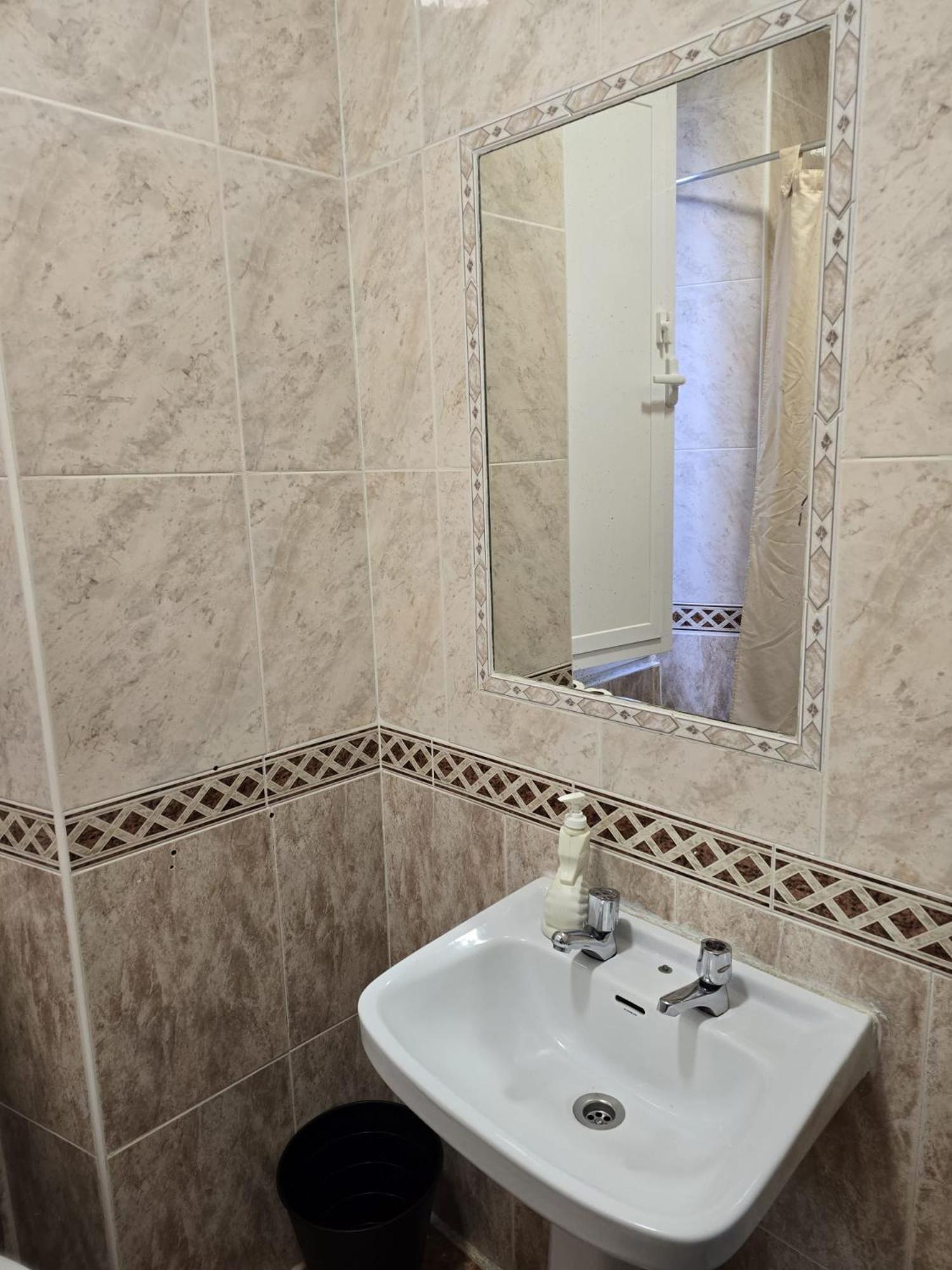 Montes Guest house