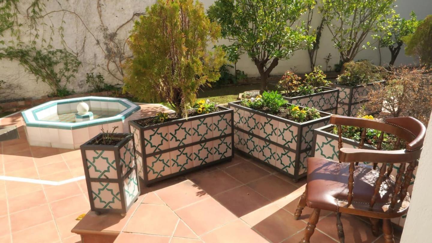 Charming Albaicin Patio Flat Free Onsite Parking Apartamento
