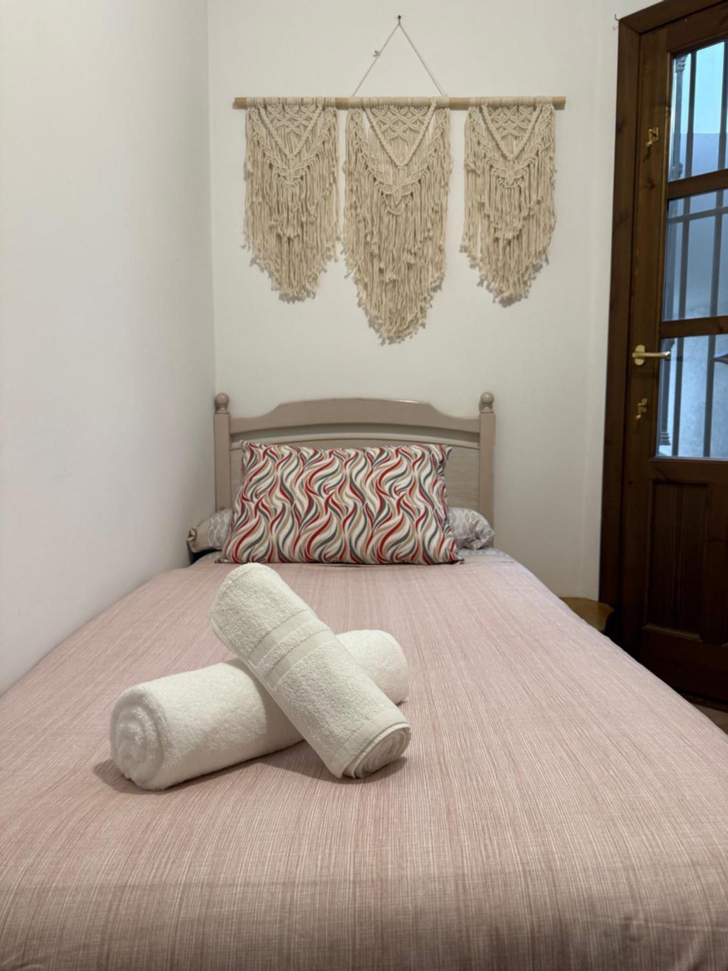 Charming Albaicin Patio Flat Free Onsite Parking *