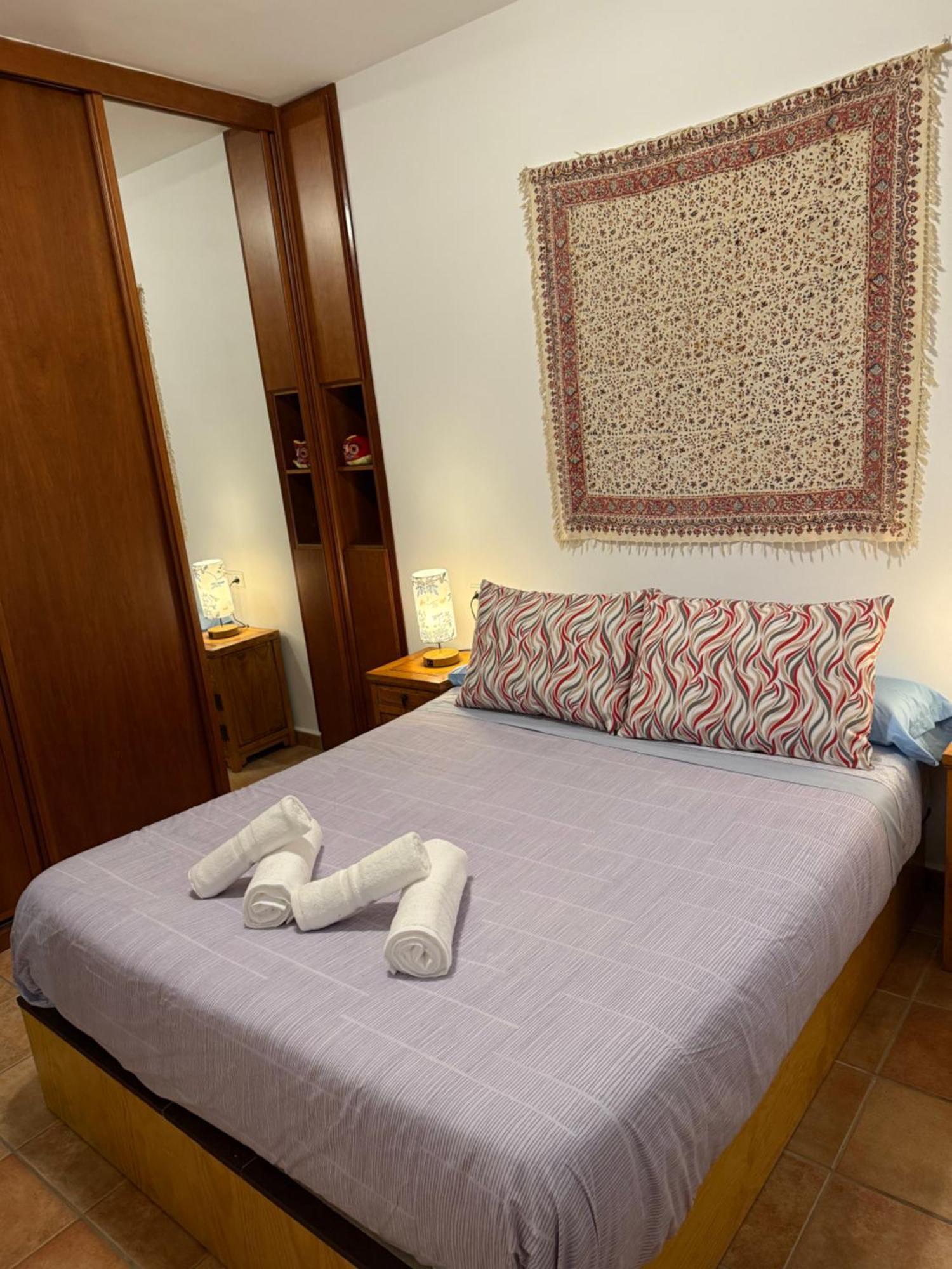 Charming Albaicin Patio Flat Free Onsite Parking Apartamento Granada