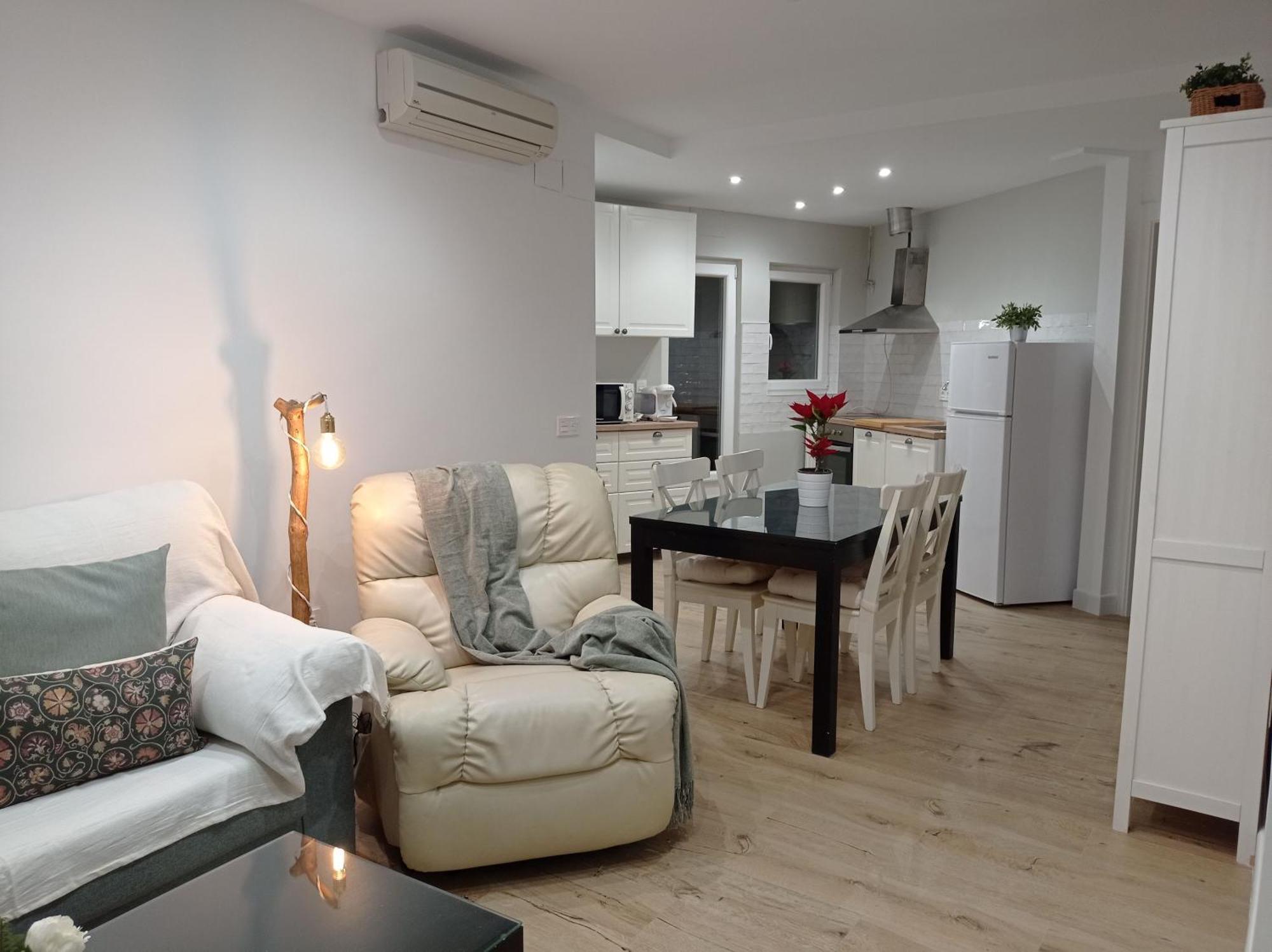 Apartamento Bonito Piso En Alminares *