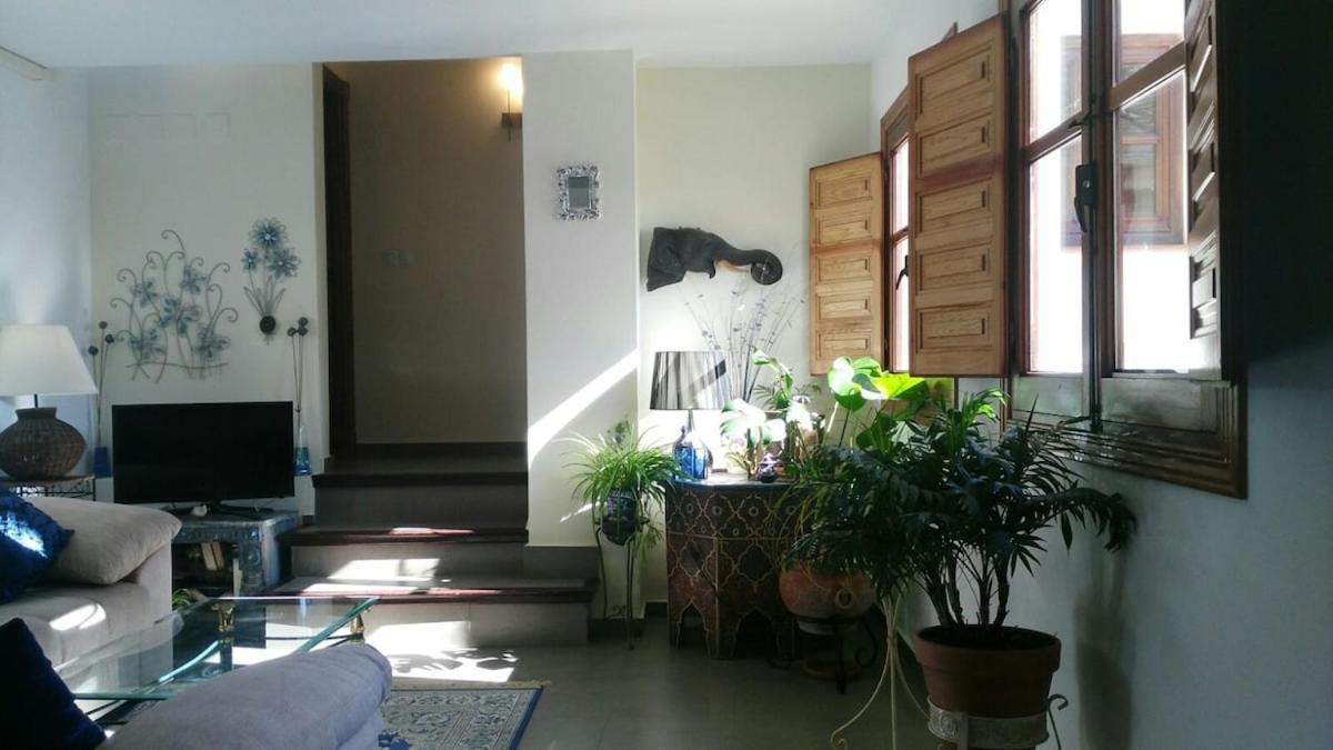 Penthouse 170 M2 Facing Alhambra & Privateterrace