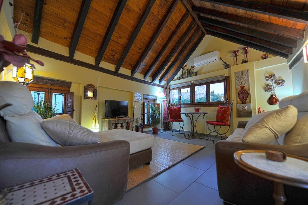 Apartamento Penthouse 170 M2 Facing Alhambra & Privateterrace