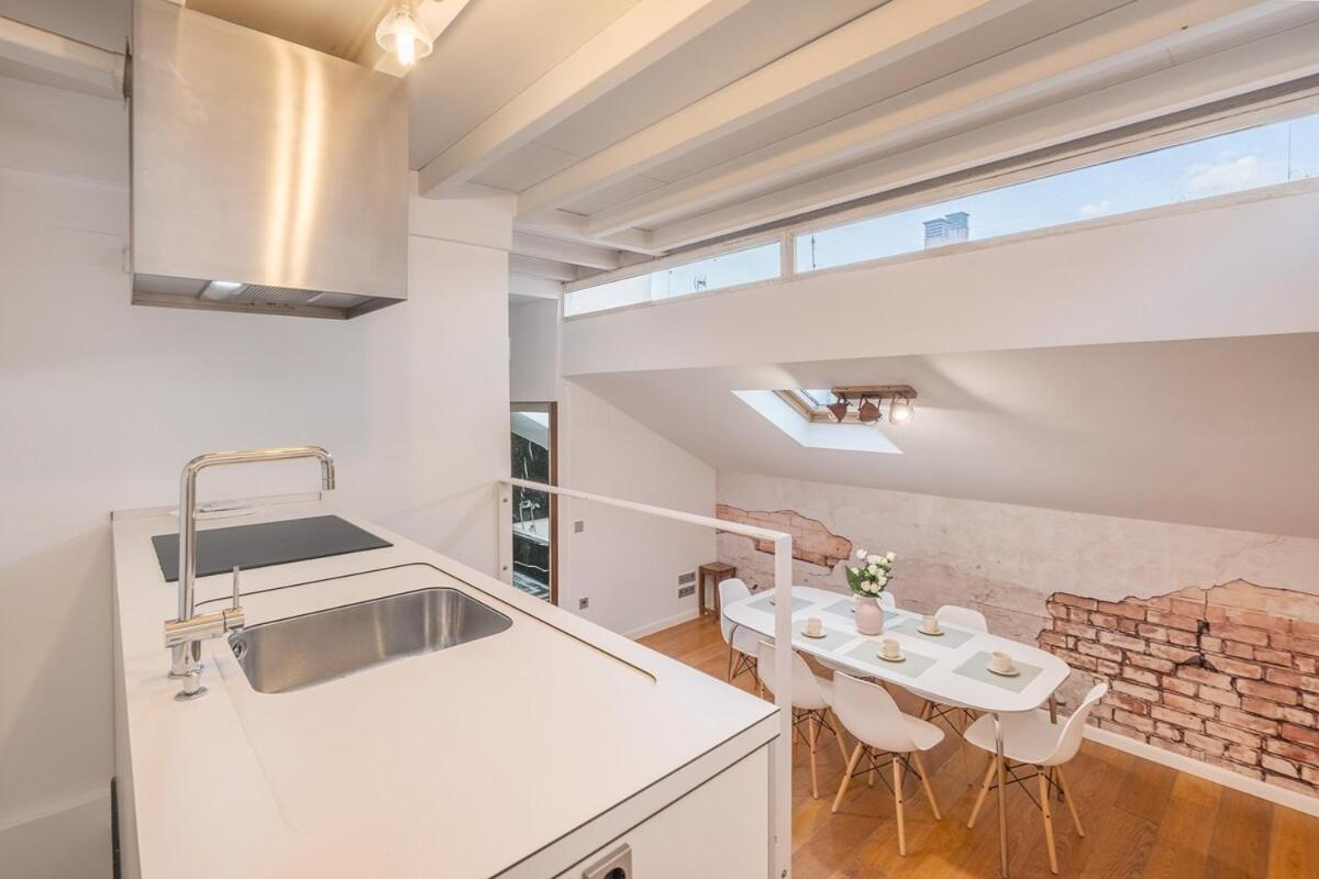 Atico Duplex Con Dos Terrazas Y Solarium En Plena Carrera De La Virgen Apartamento *