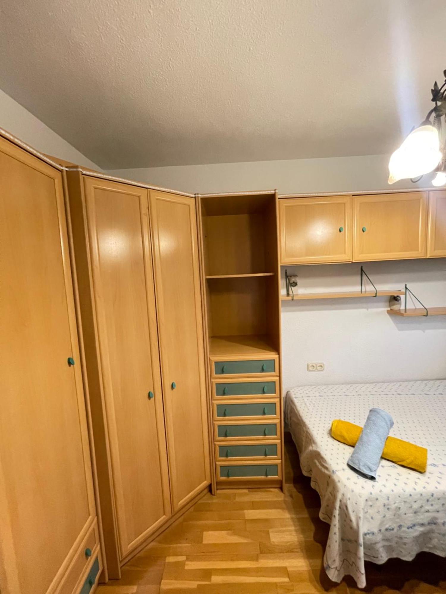 Comodas En La Mejor Zona De Habitación en casa particular Granada