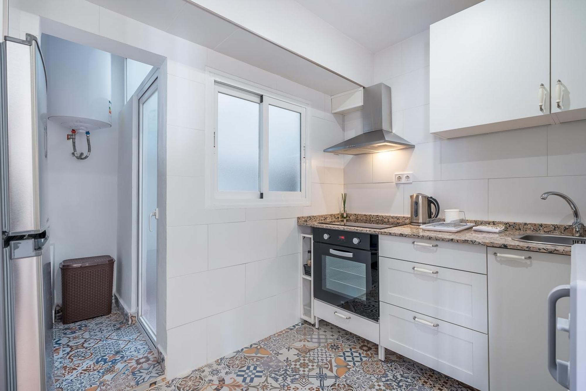 Piso Garaje Gratis Apartamento *