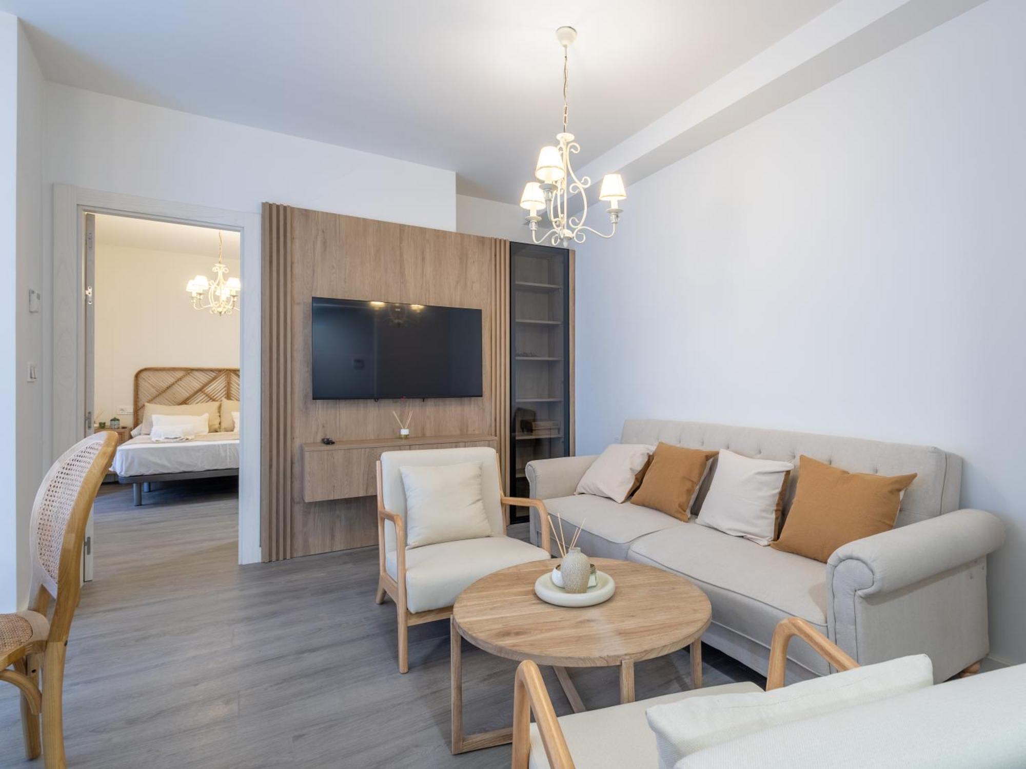 Homity Holidays - - Piedra Santa * Granada