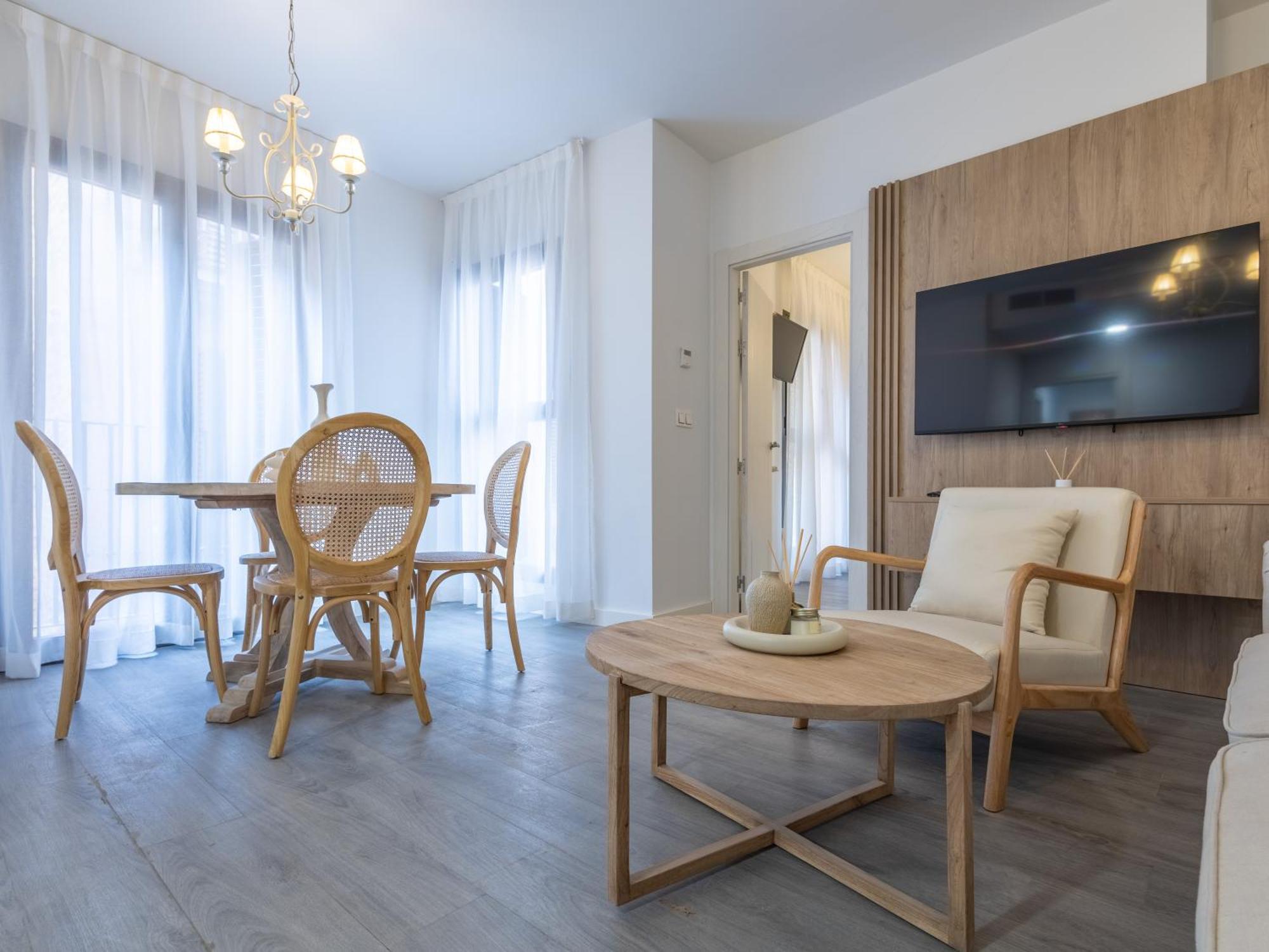 Homity Holidays - - Piedra Santa * Granada