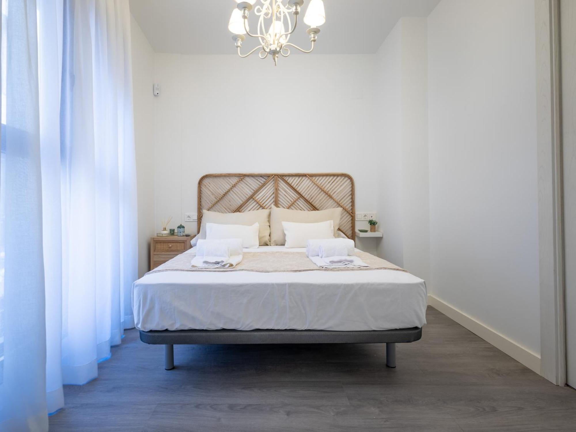 Homity Holidays - - Piedra Santa
