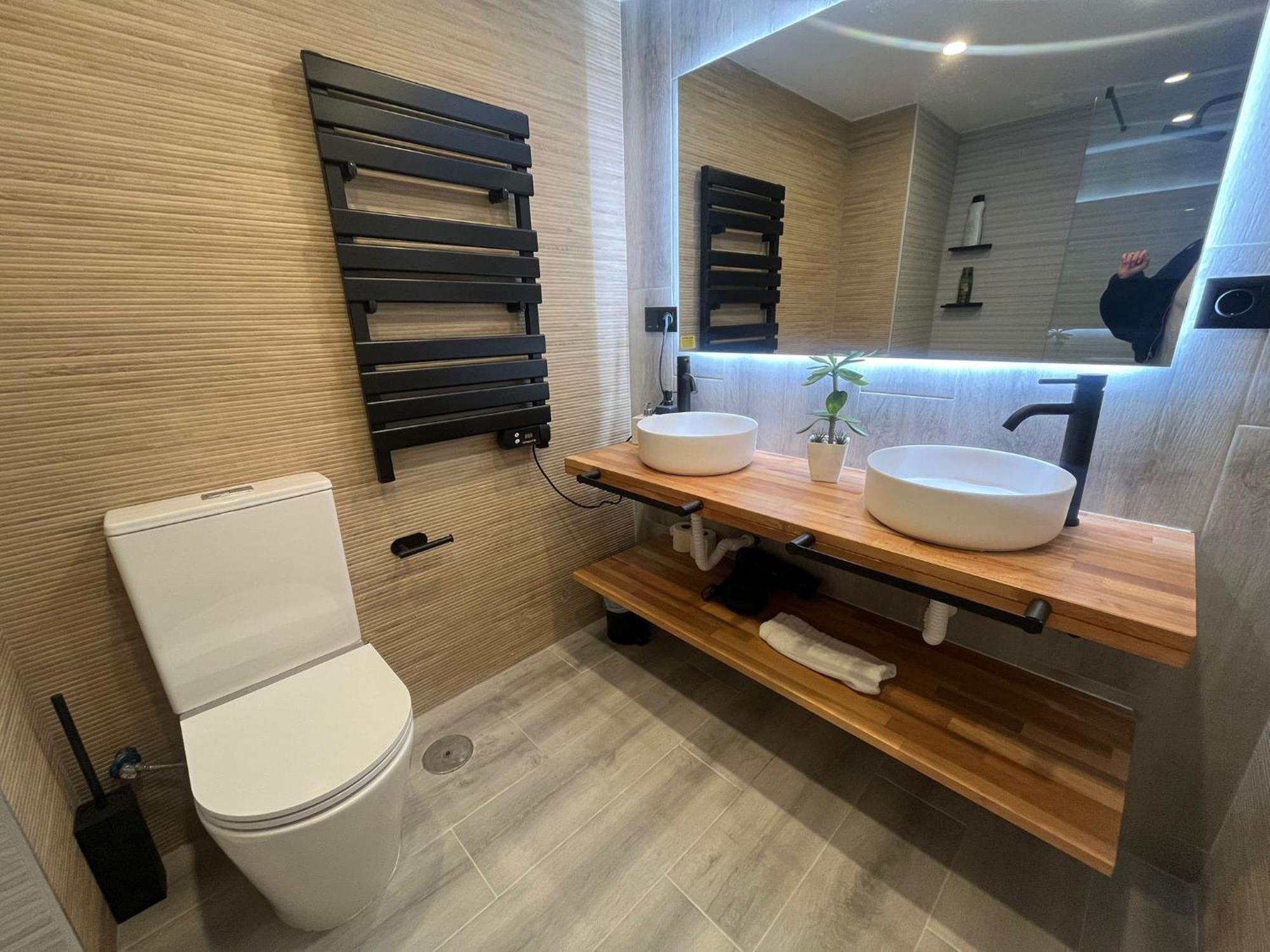 Home4u Elv 136 Apartamento