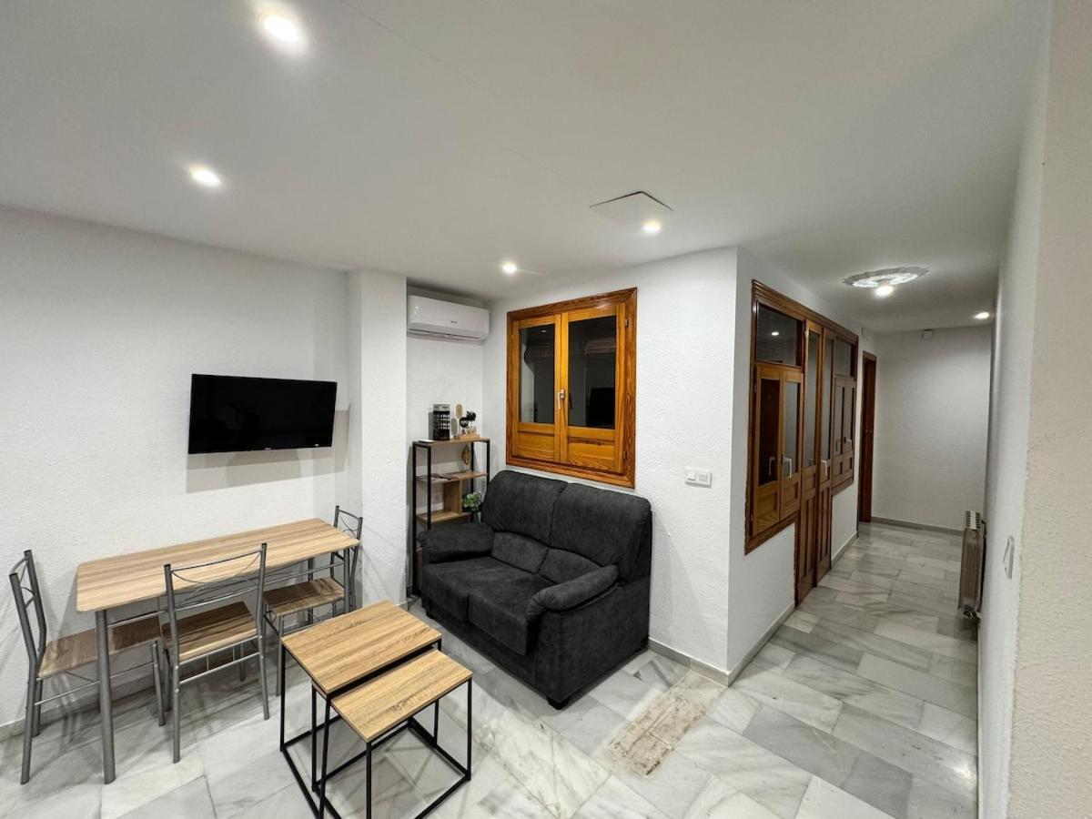 Apartamento Spacious Top-floor Granada