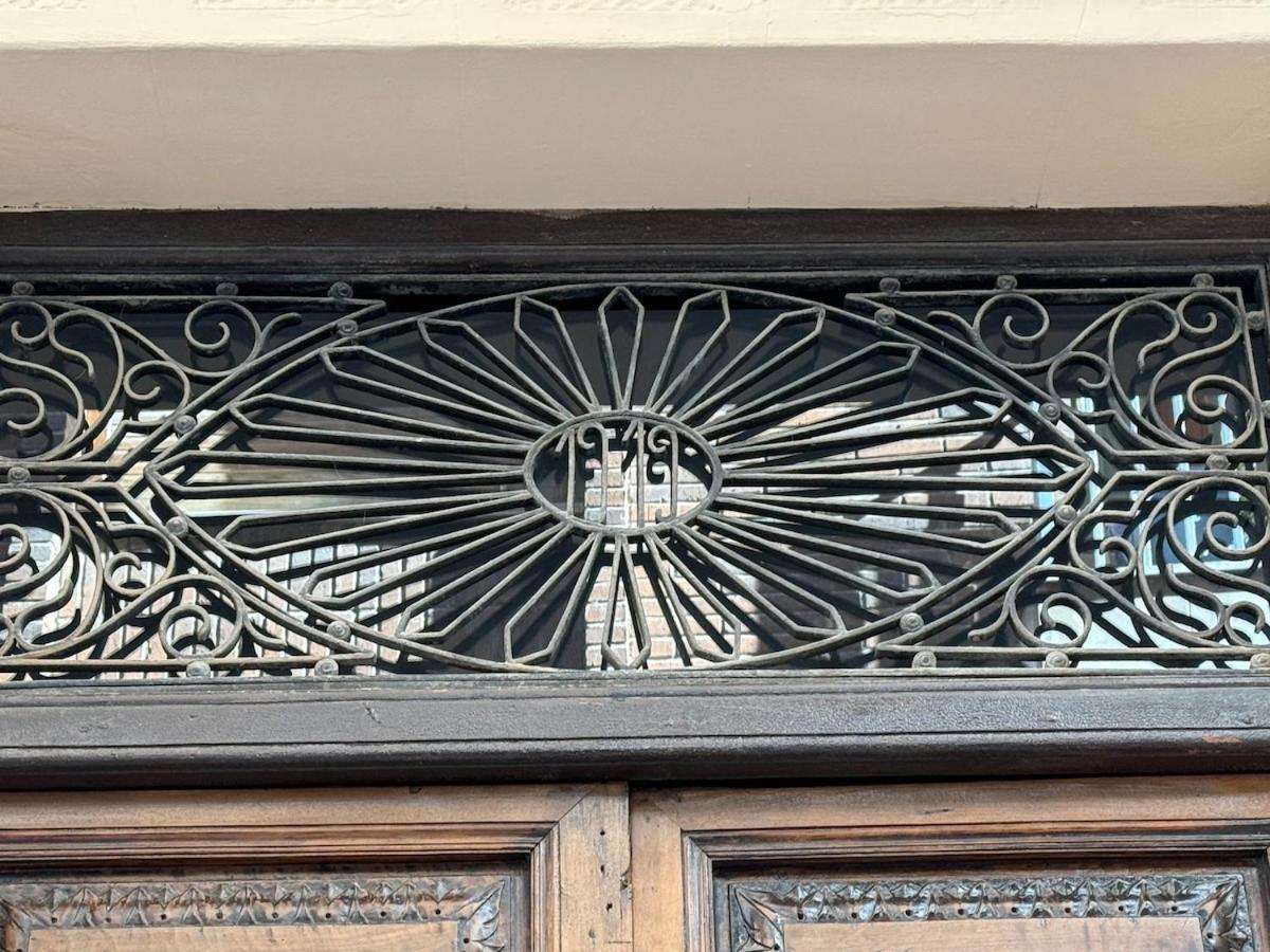 Casa 1919 Near Cathedral 2a