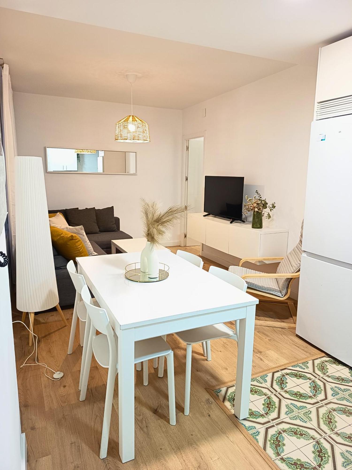 Precioso En Apartamento Granada