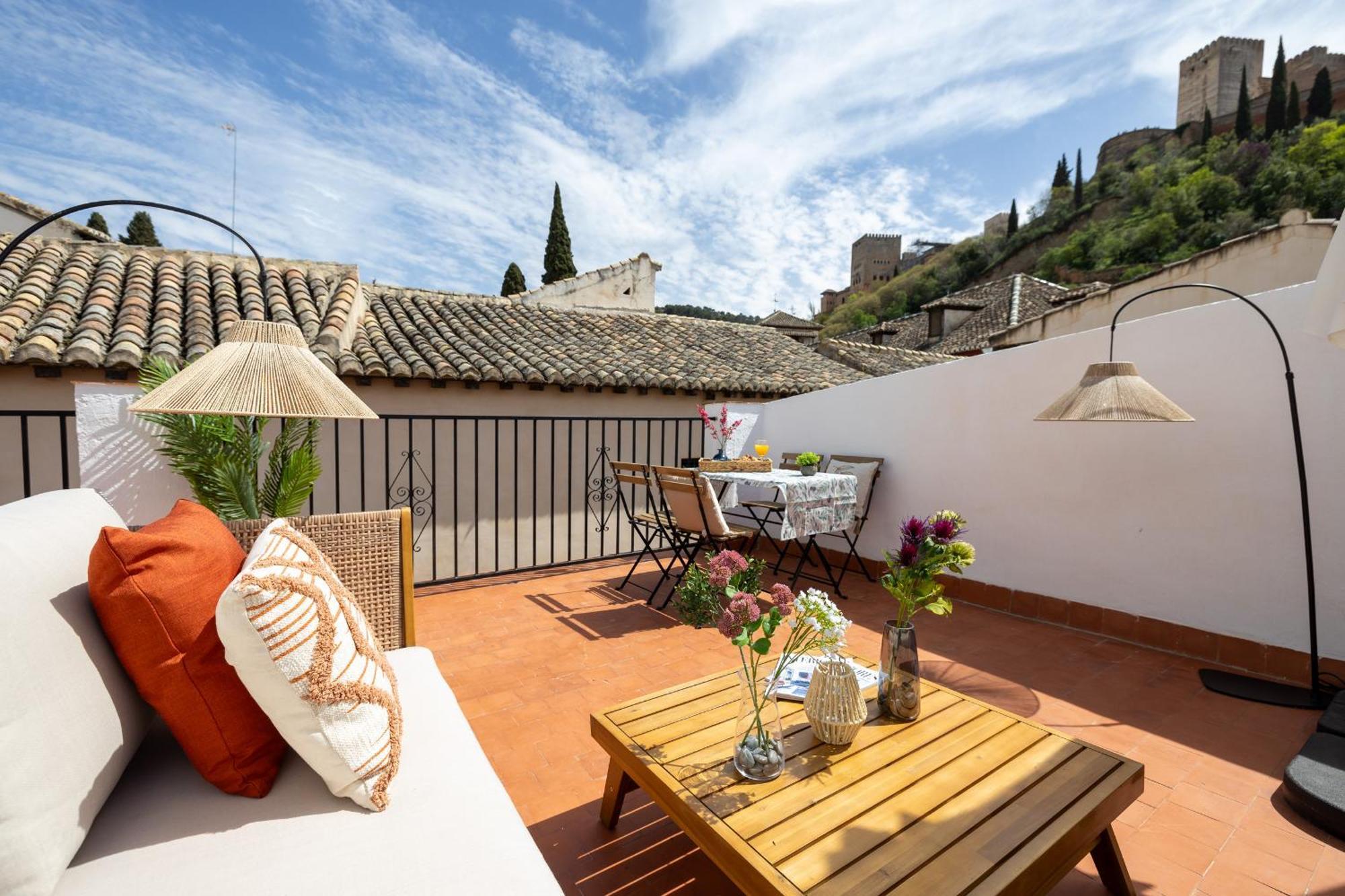 San Pedro Alhambra Views 3br