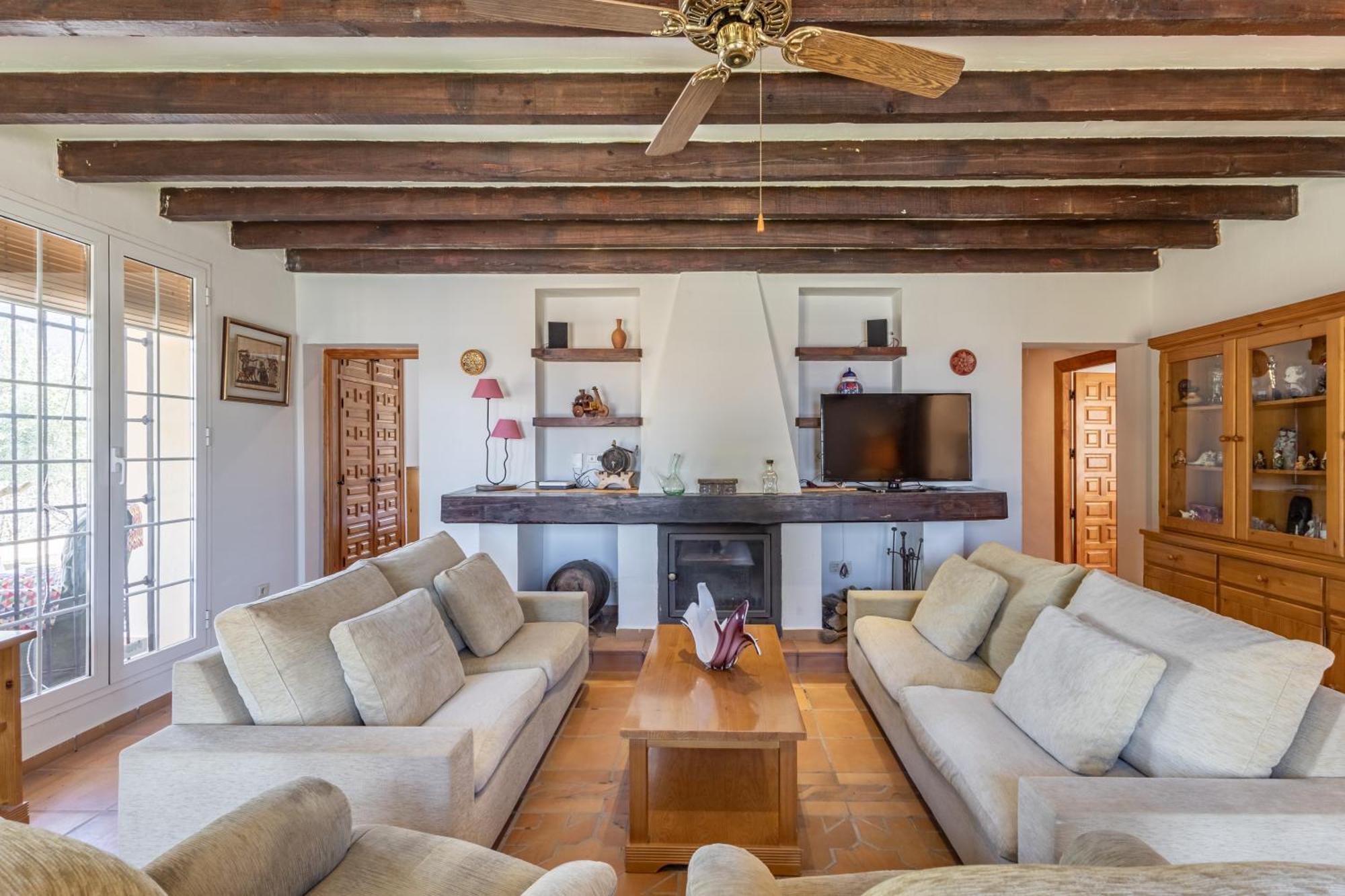 Rural En Dilar Con Piscina Privada Granada