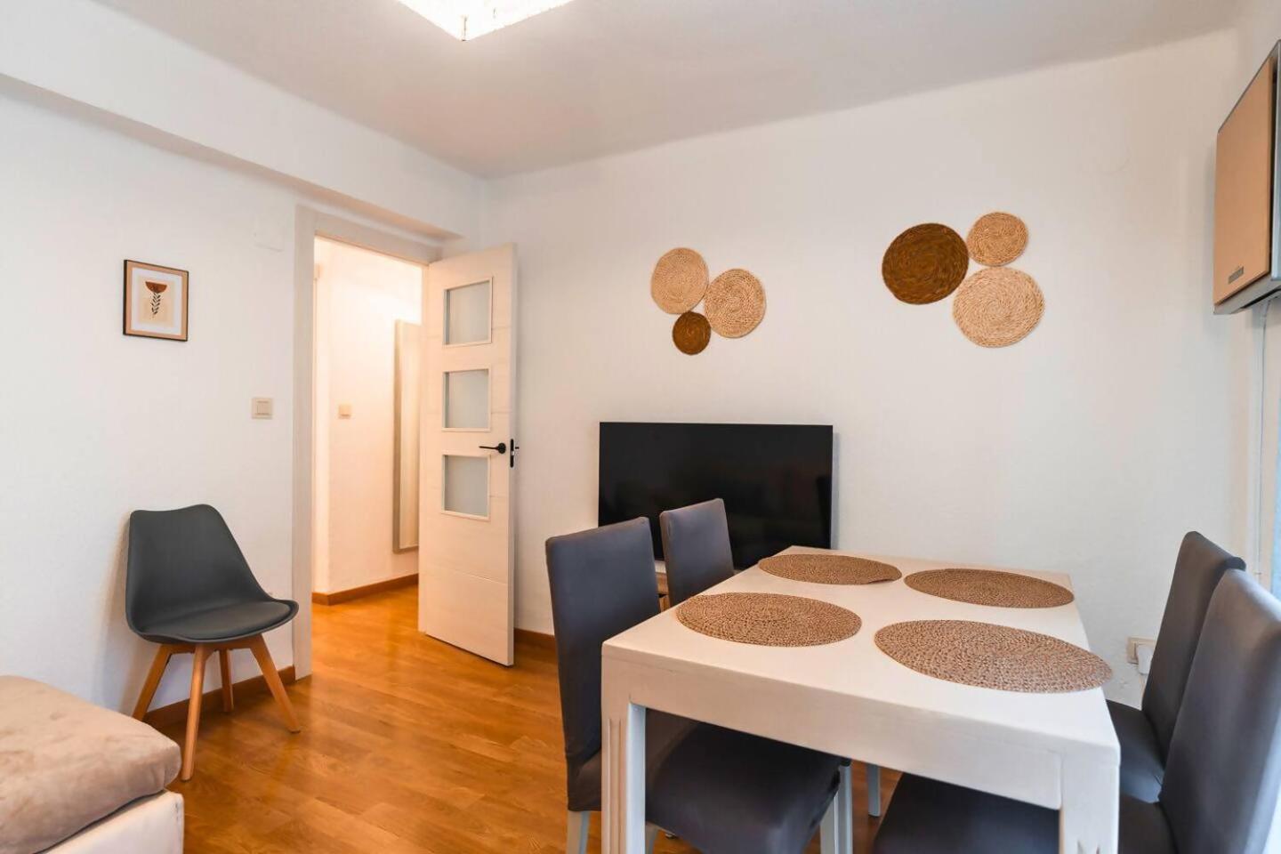Apartamento Home4u Camino De Ronda Granada