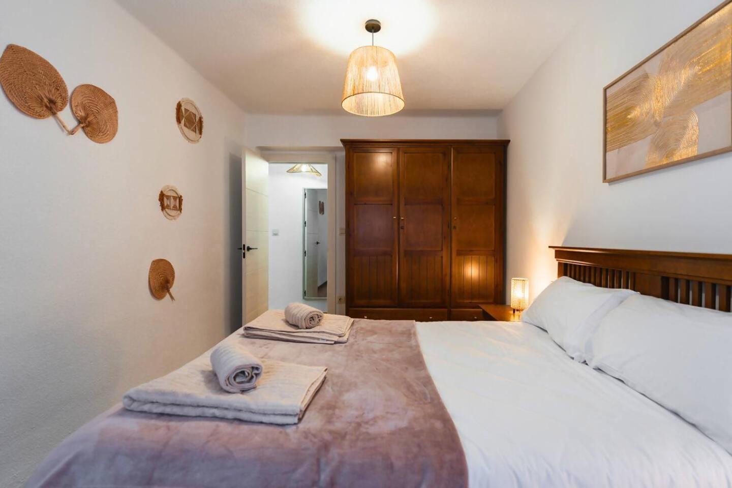 Home4u Camino De Ronda Apartamento