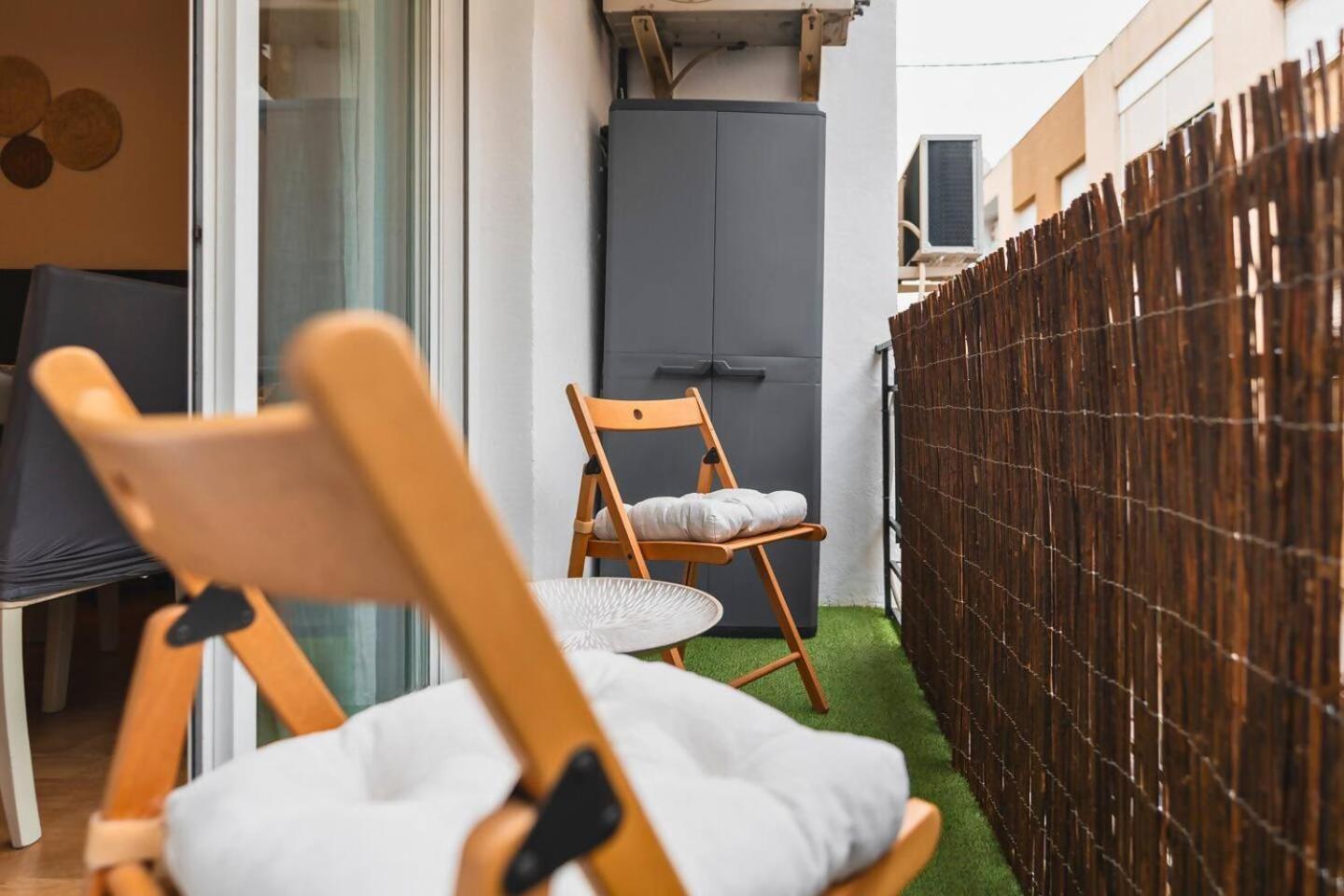 Home4u Camino De Ronda Apartamento *