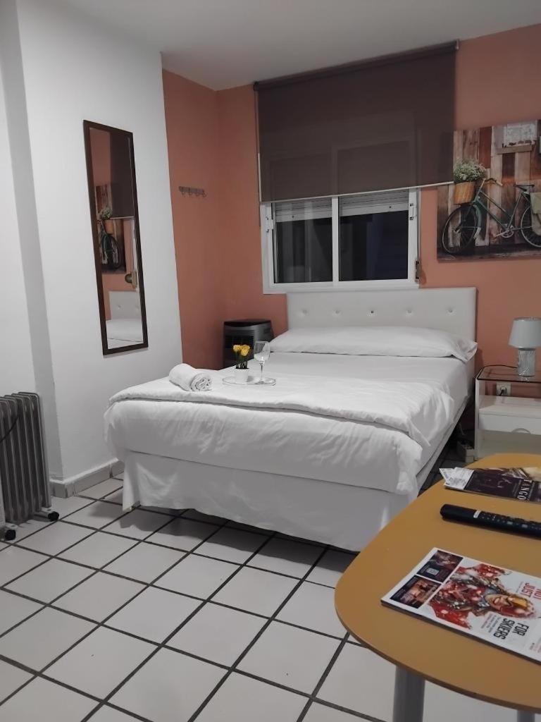 Muy Centrica. Habitación en casa particular *
