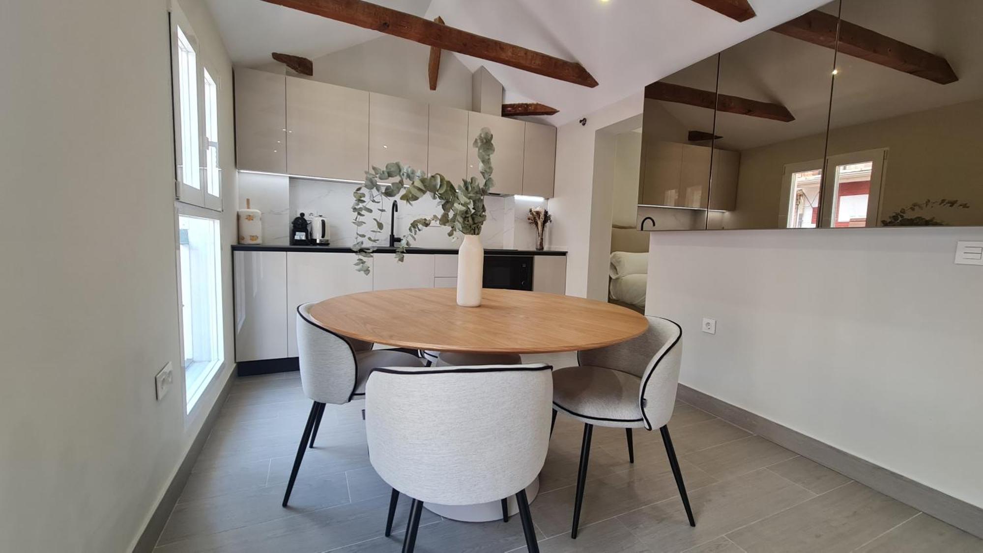 Navas Penthouse 301 By Florentia Homes Granada