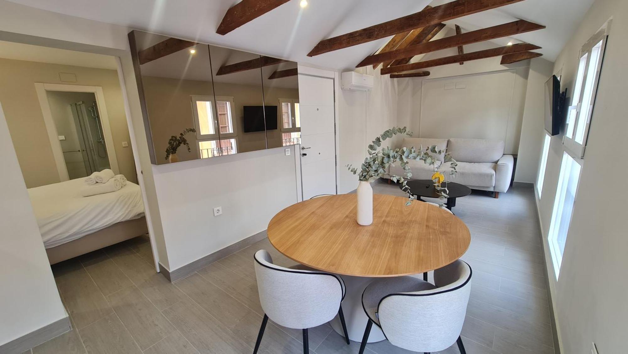 Navas Penthouse 301 By Florentia Homes Granada