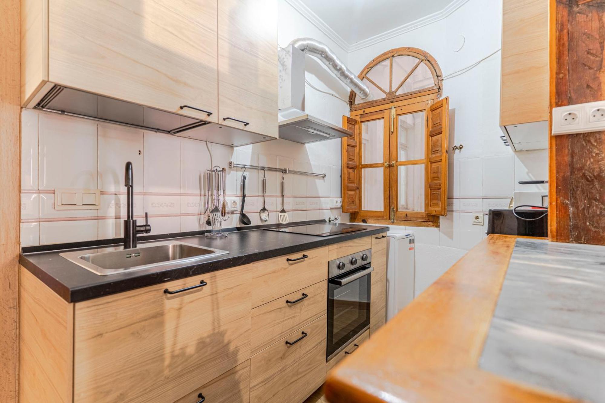 Apartamento En El Centro De Excelente Ubicacion *