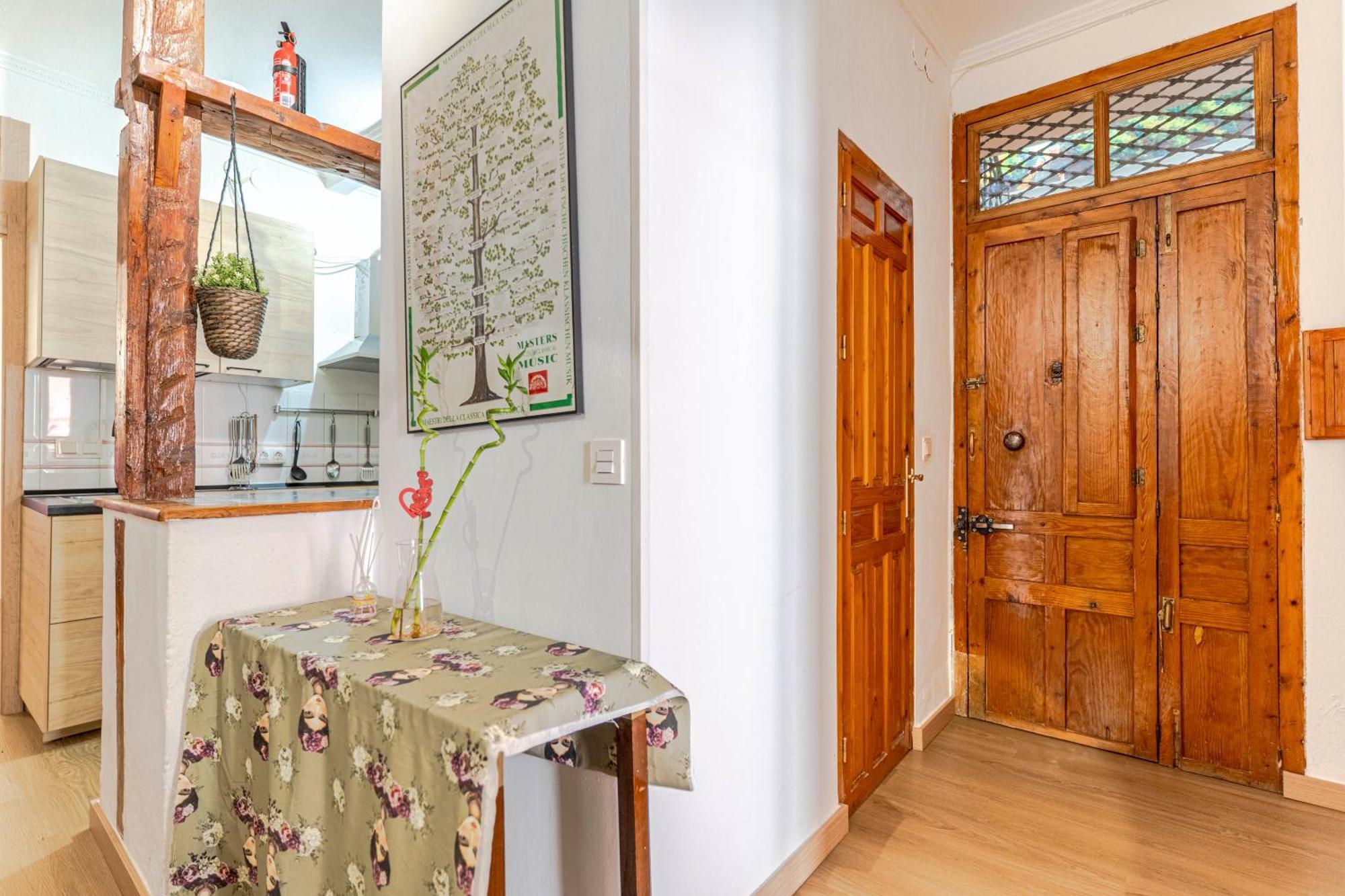 Apartamento En El Centro De Excelente Ubicacion *