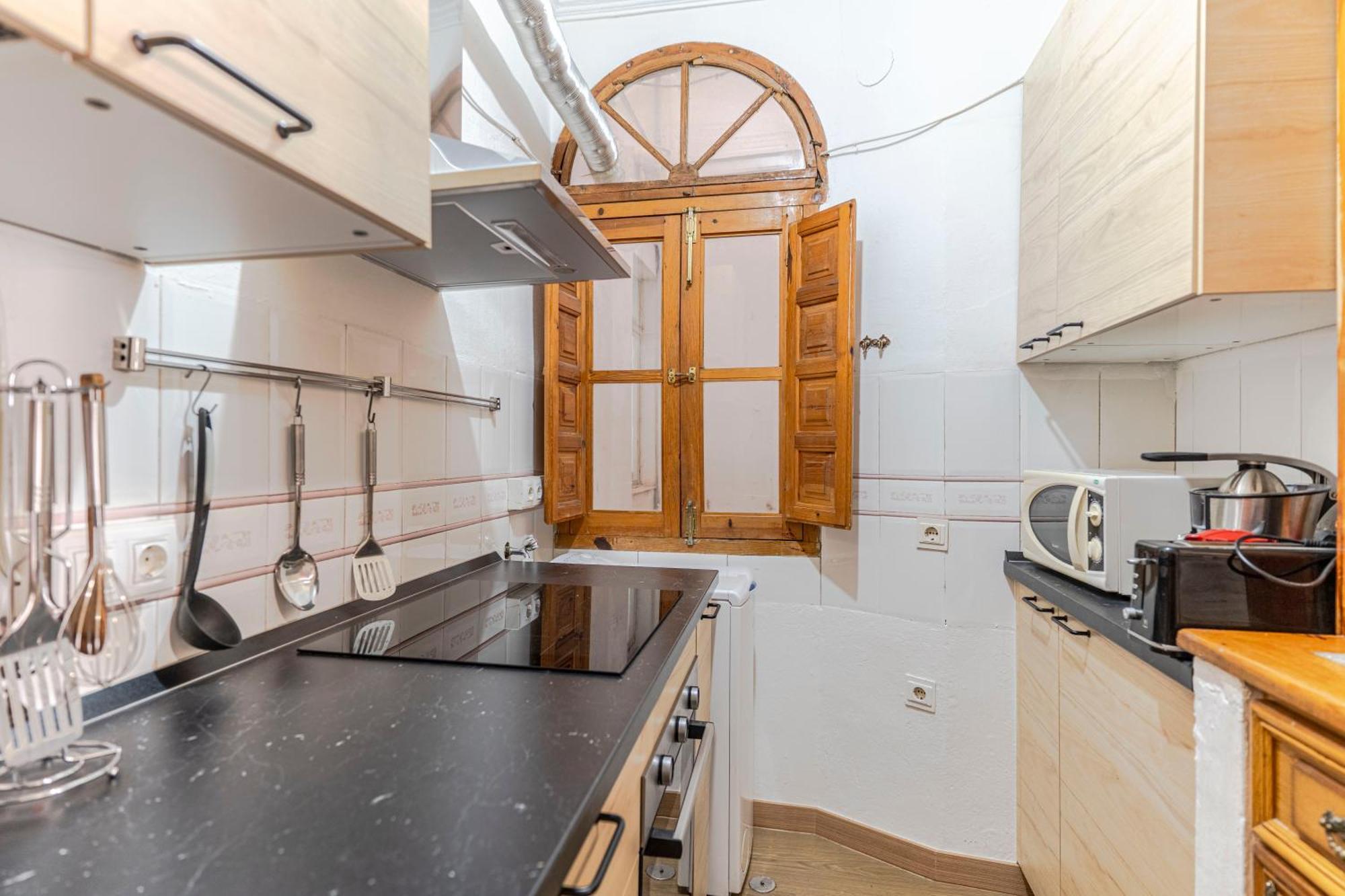 En El Centro De Excelente Ubicacion Apartamento Granada