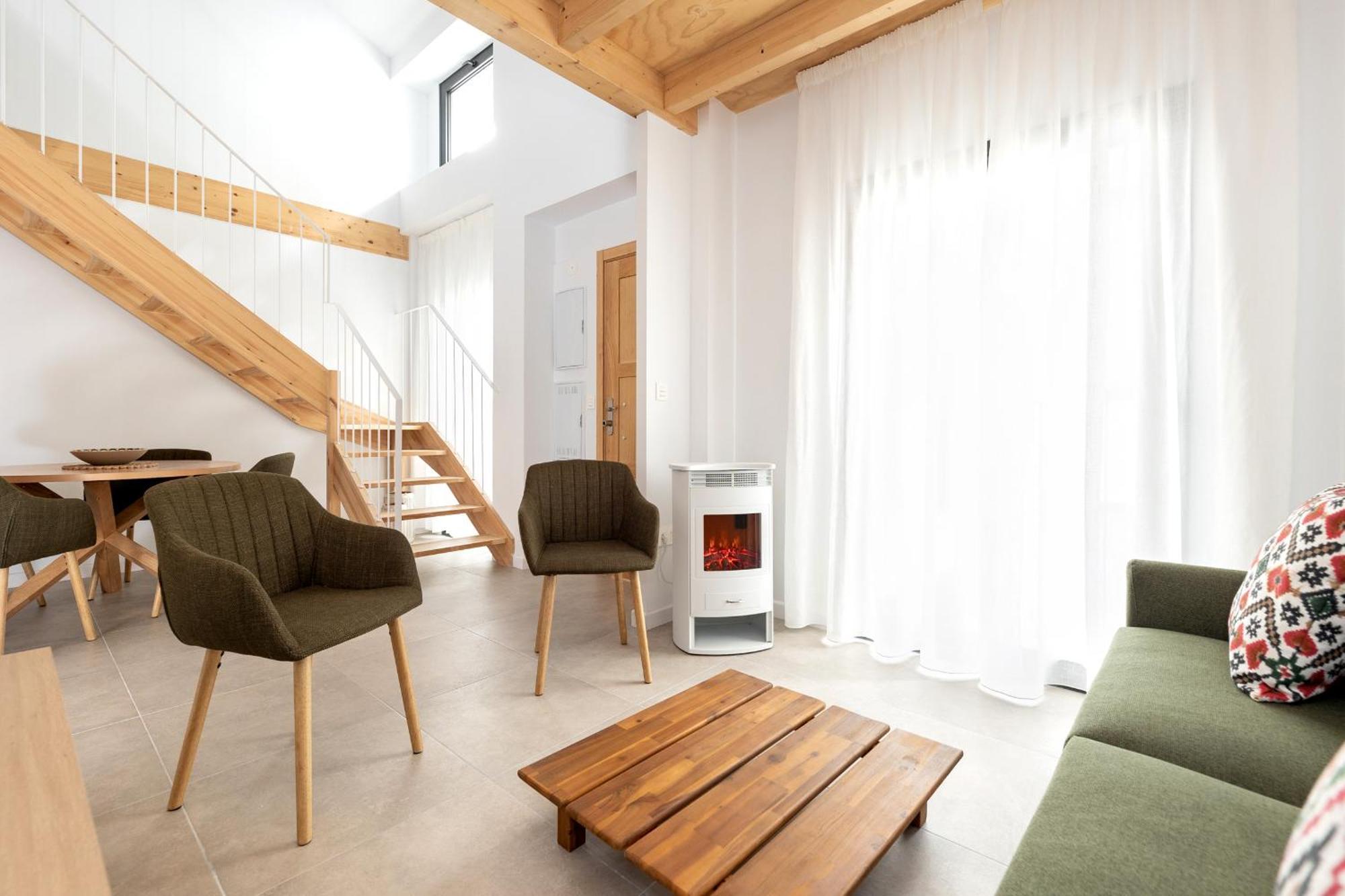 Nest Flats Triunfo Apartamento *