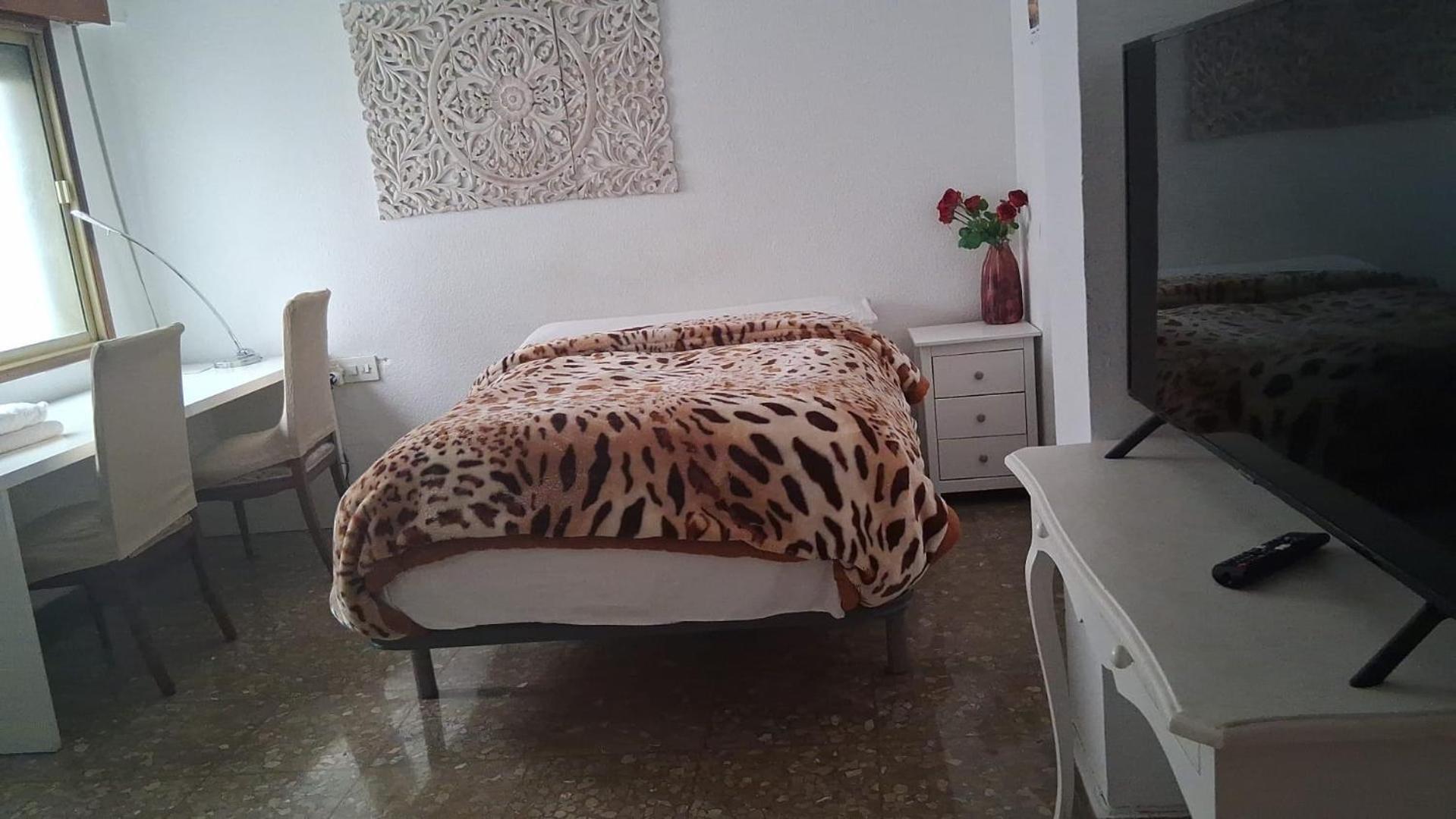 Amplias En El Centro De Habitación en casa particular