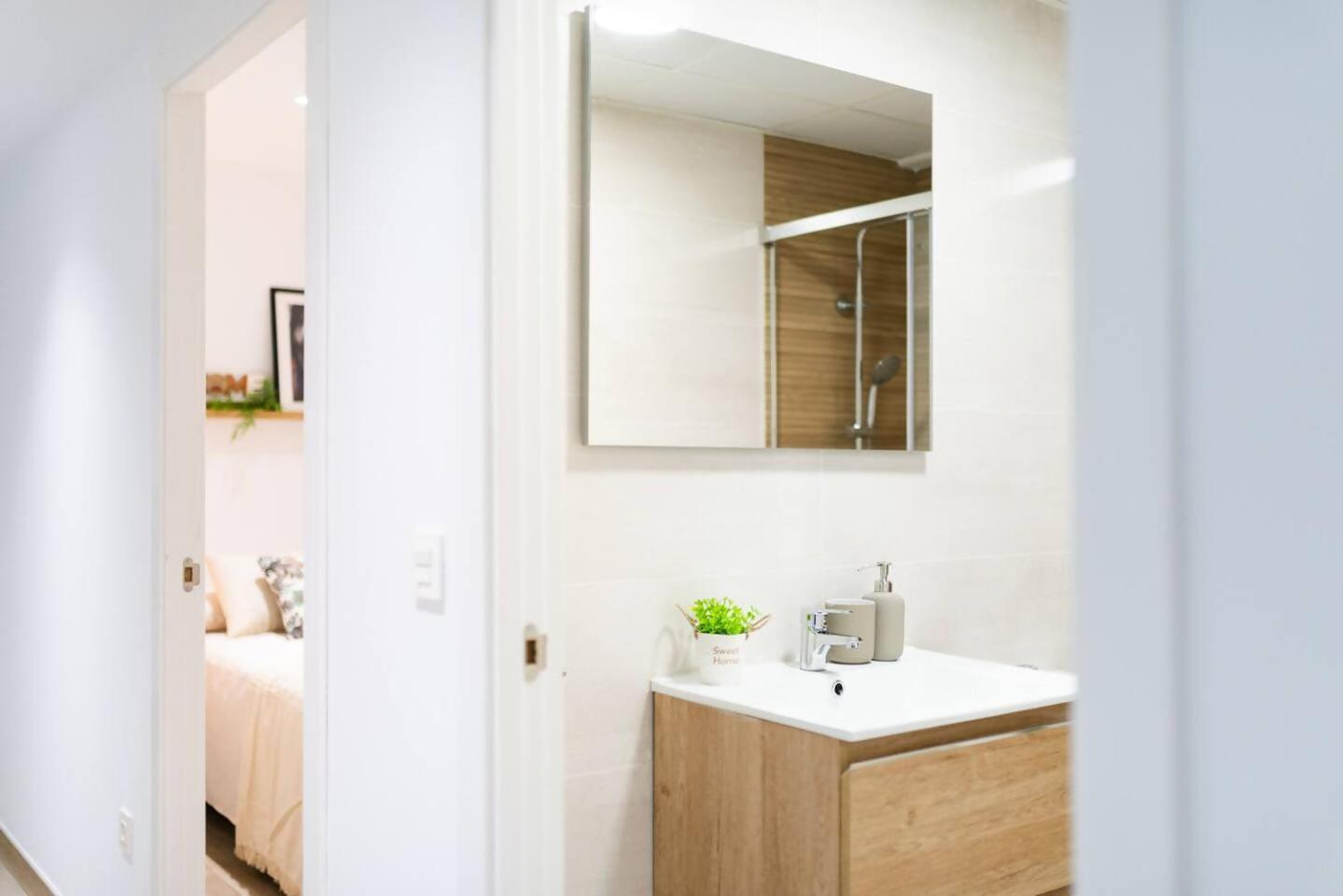 Descubre Piso En El Centro De La Ciudad Apartamento Granada