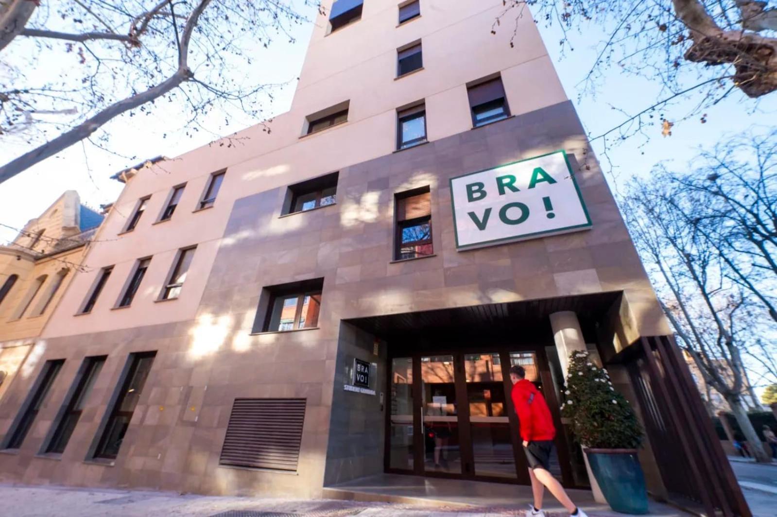 For Students Only Bravo * Granada