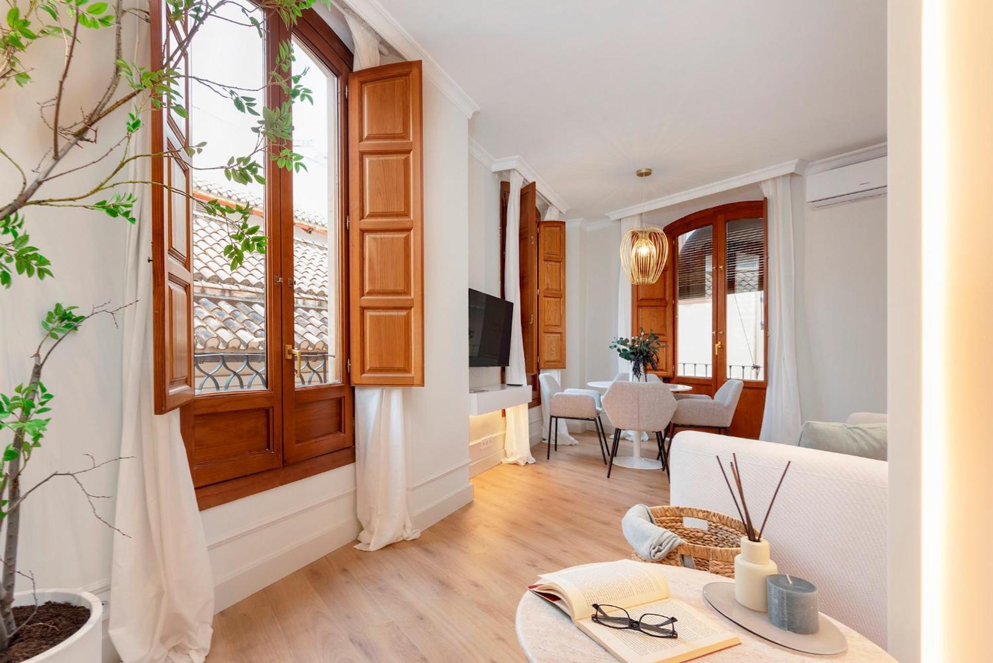 Genteel Bib Rambla Iv