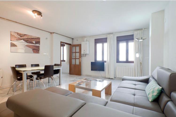 Alhambra Host Apartamento Granada