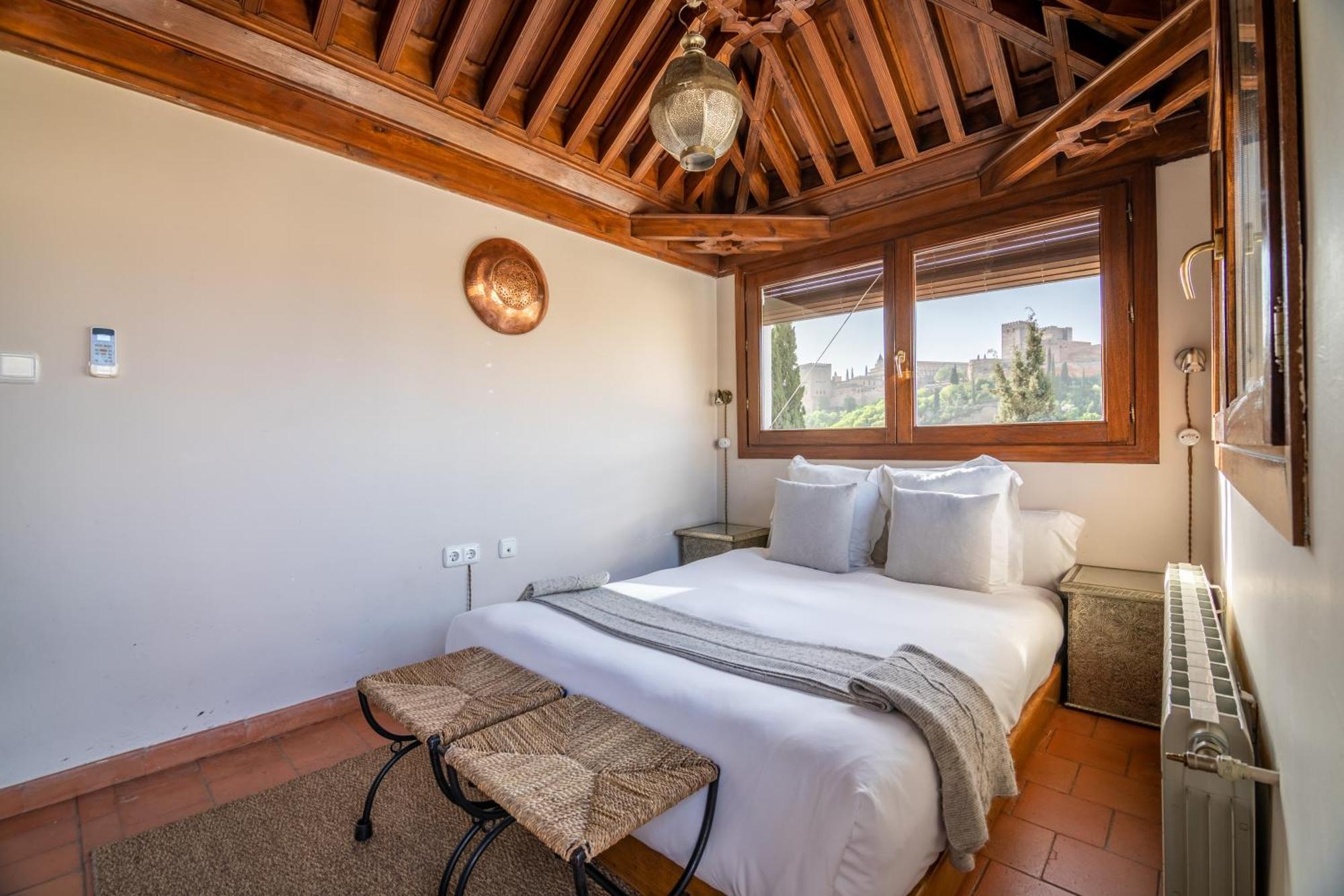 Casa Bombo Bed & Breakfast Granada