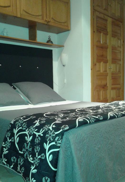 Comet Elvira Apartment