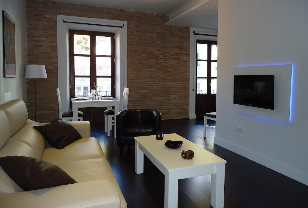 Turísticos Mauror Apartamento Granada
