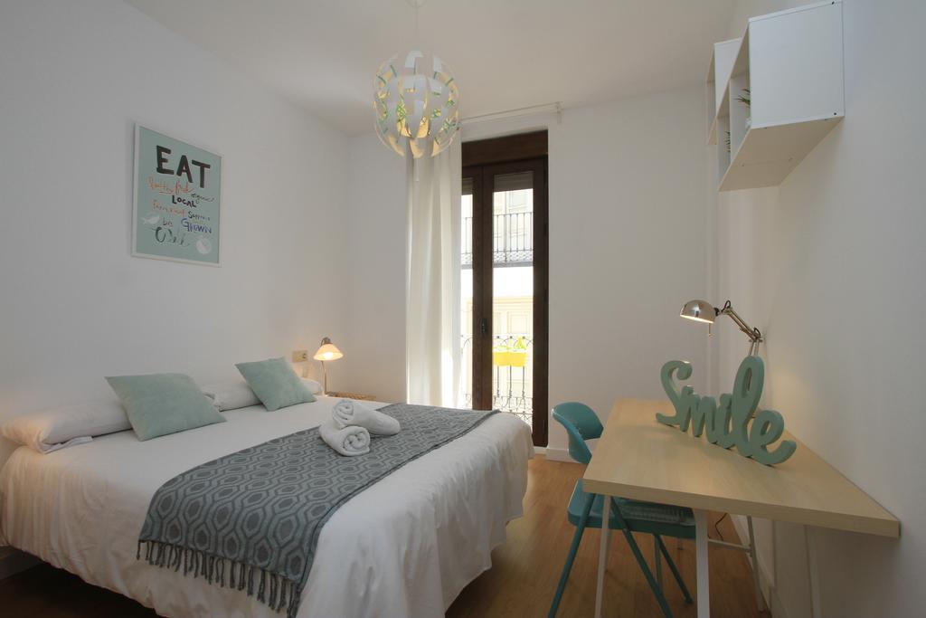 Inside Realejo Suites * Granada