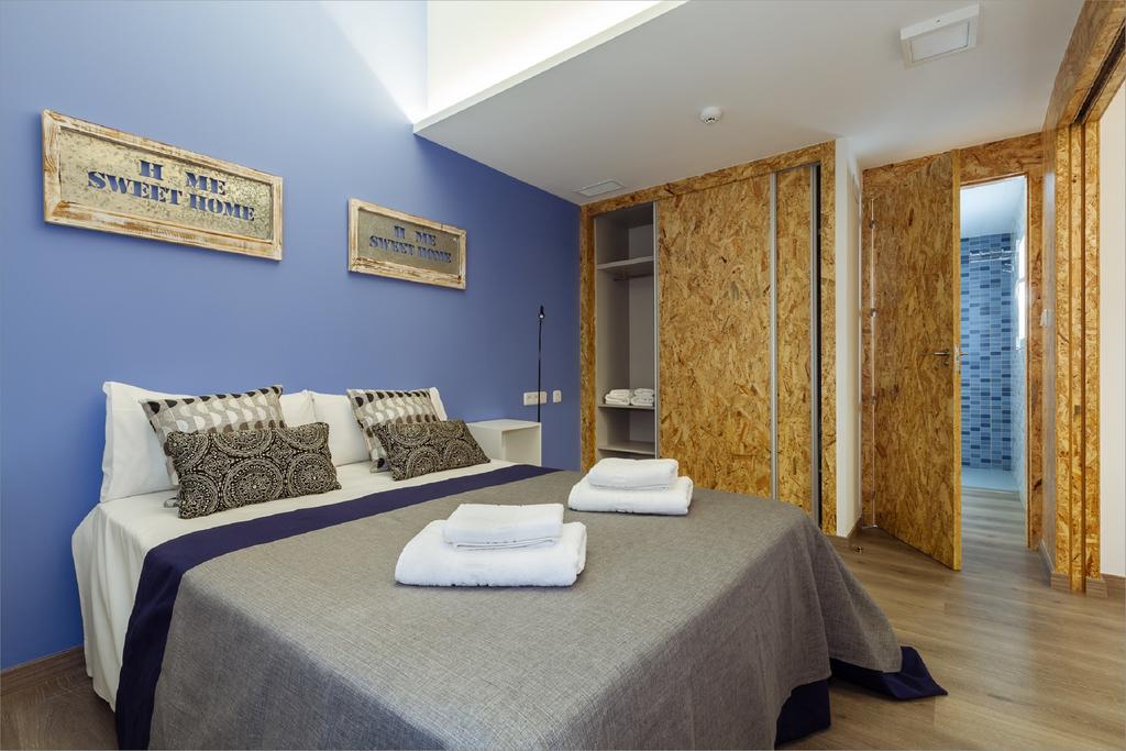 Friendly Rentals Capitan Eco Granada