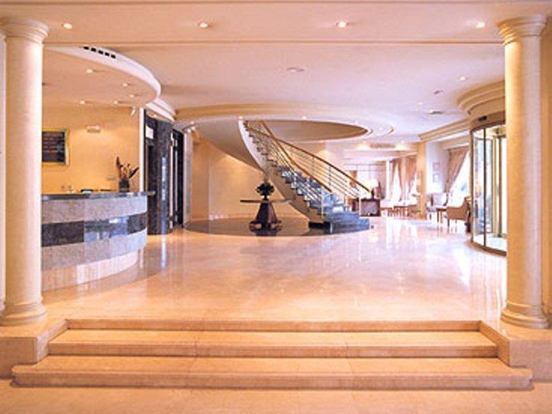 Rallye Hotel 4*