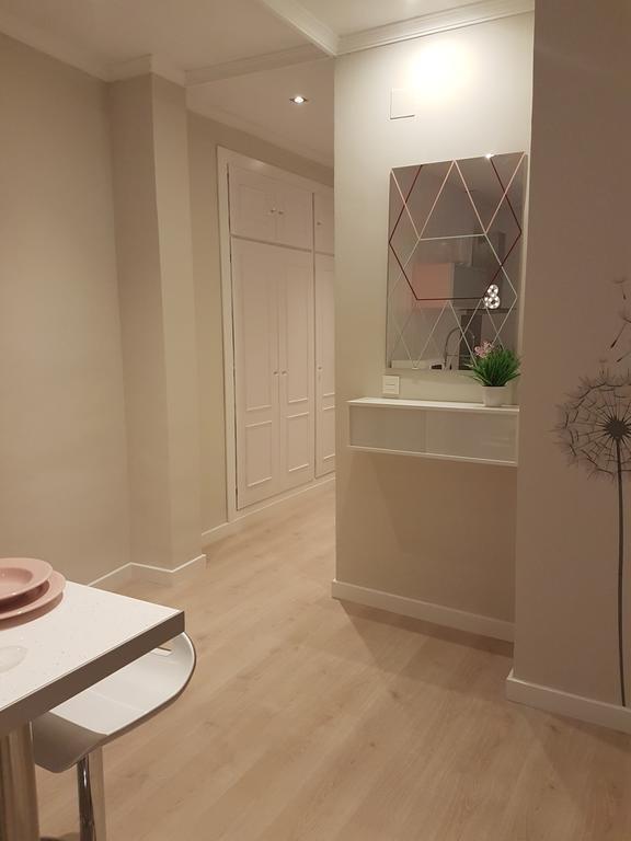 Granvía4 Parking Free Apartamento Granada