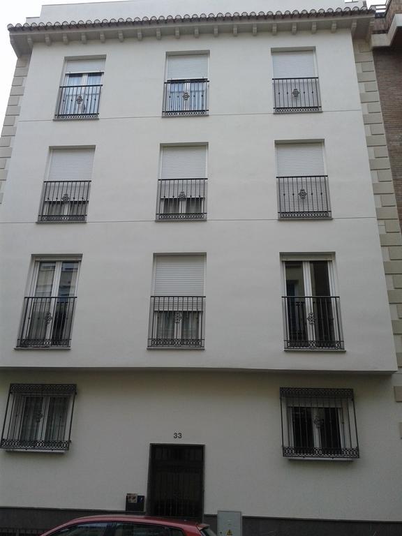 New La * Granada