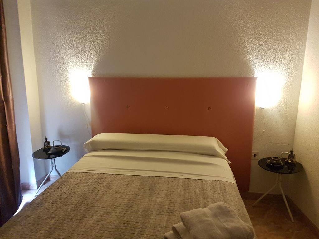 Comet Almona Apartamento *