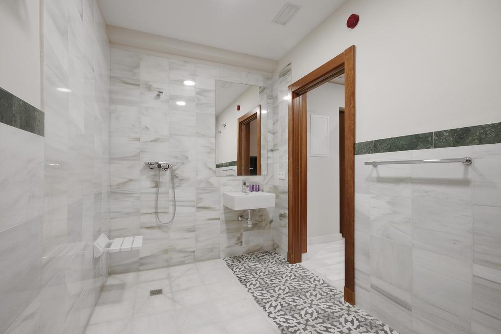 Suites Gran Via Capilla Real