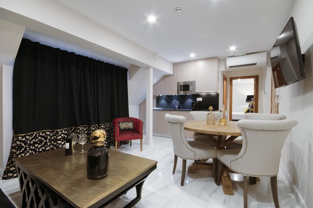 Suites Gran Via Capilla Real Apartment *