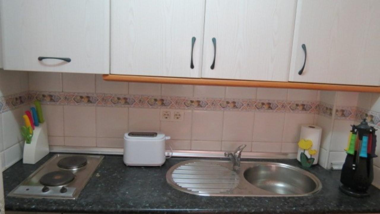 Comet Elvira Apartment