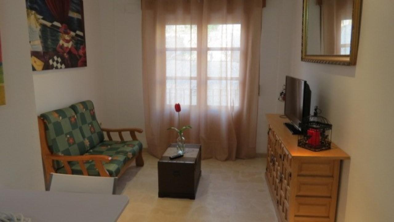 Comet Elvira Apartment