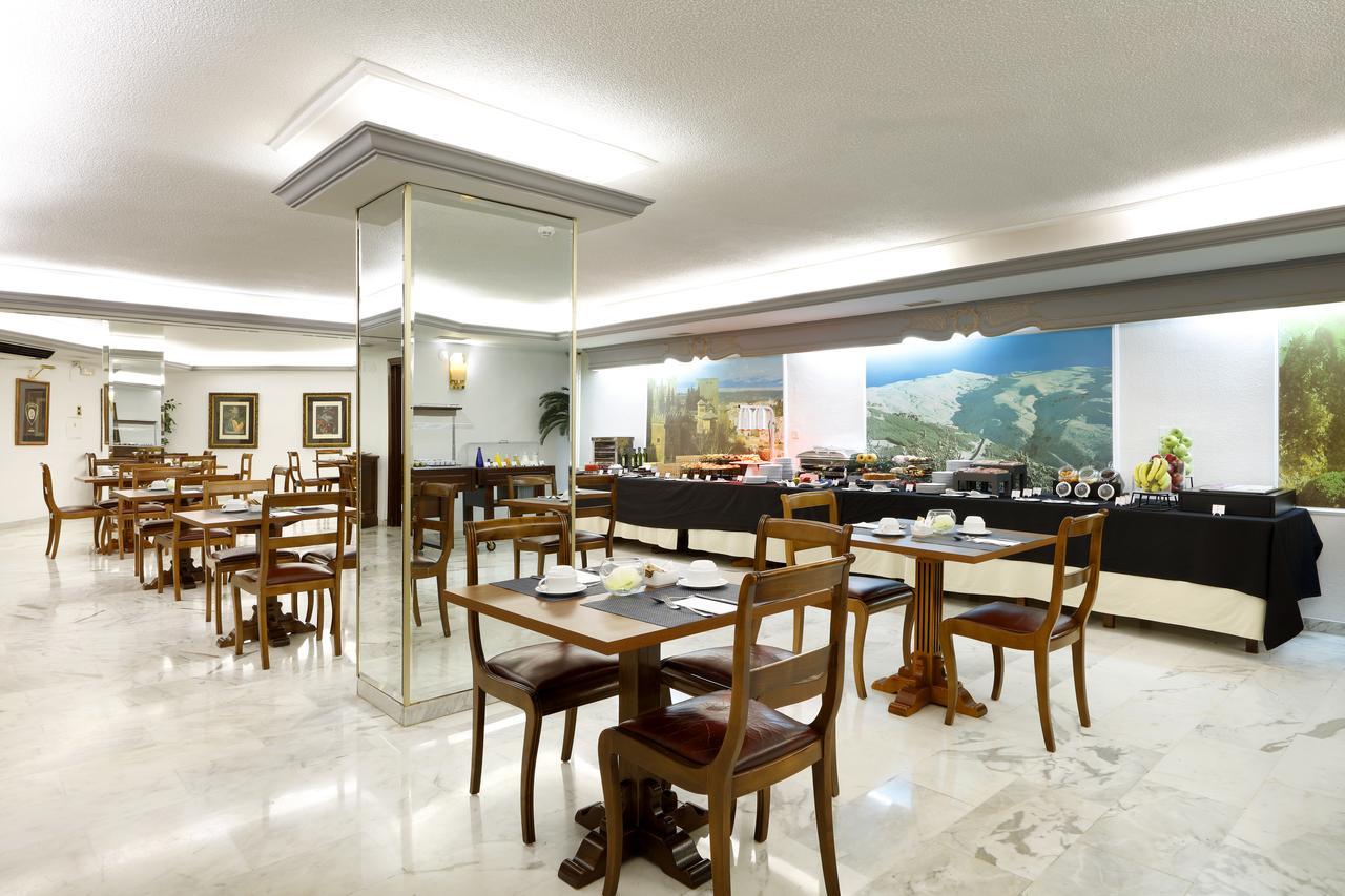 Hotel Exe Triunfo