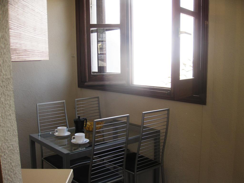 Apartamento Medina Reyes Catolicos